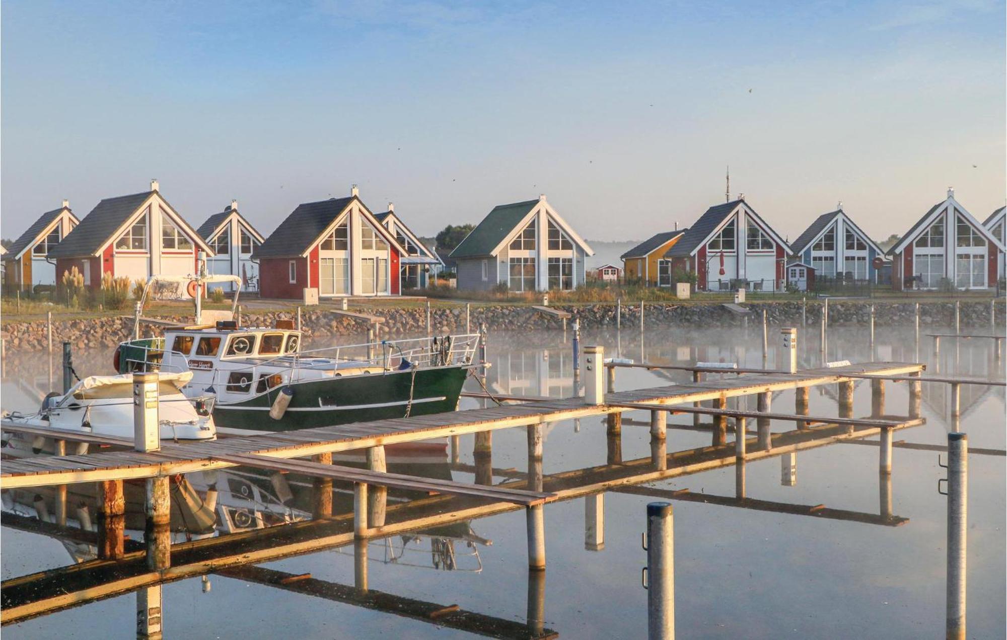 Nice Home In Zerpenschleuse With House Sea View 外观 照片